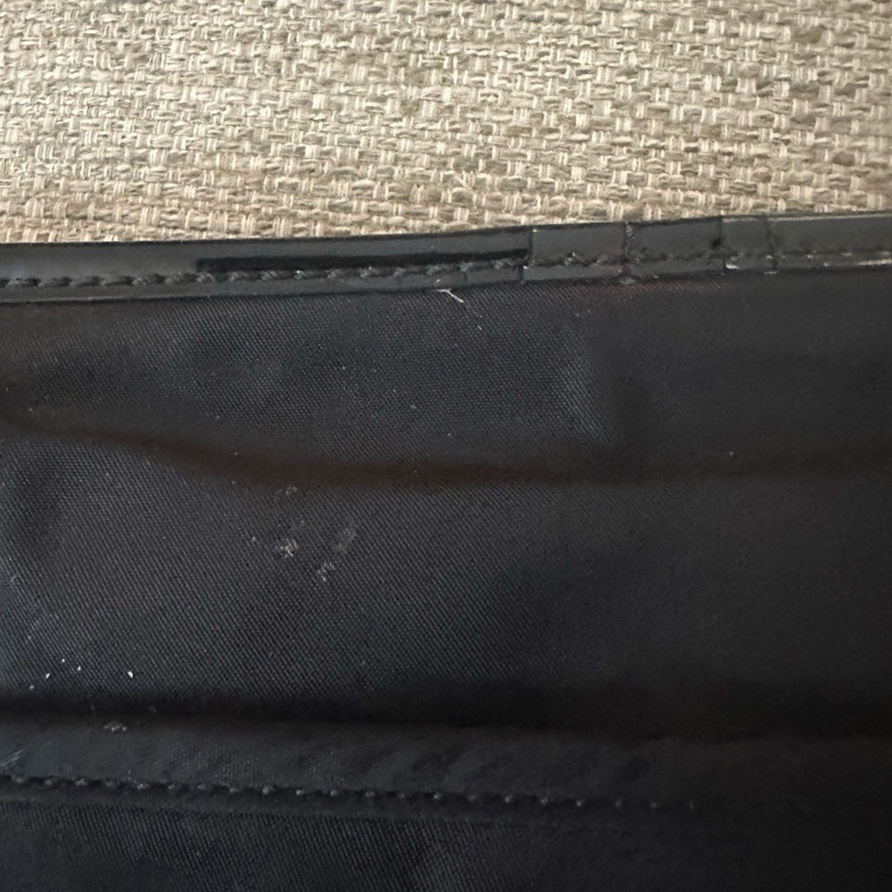 Tory Burch Perry Black Crossbody Bag with Patent Trim & Front Pocket - Picture 10 of 16